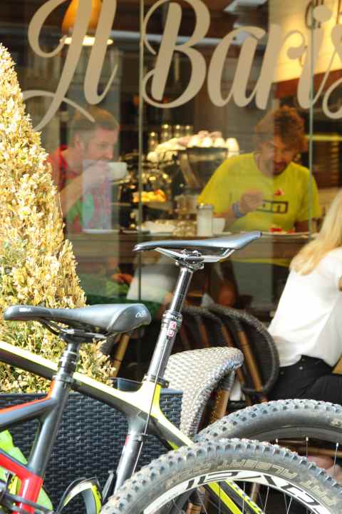  Leckeres Doping. Auf der Bielefelder Kaffee-Meile kann man leicht eine Überdosis Koffein erwischen.