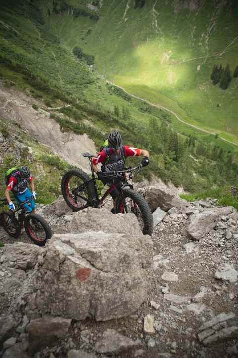   Die Heckmair-Route ist nichts für Nasenbohrer. Das kommt den Fatbikern aber gerade recht.