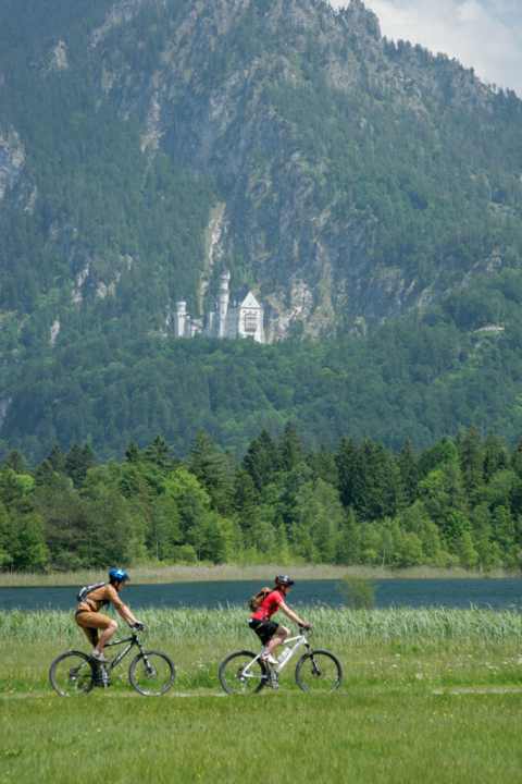   In der Nähe von Schloss Neuschwanstein bei Füssen geht's los.