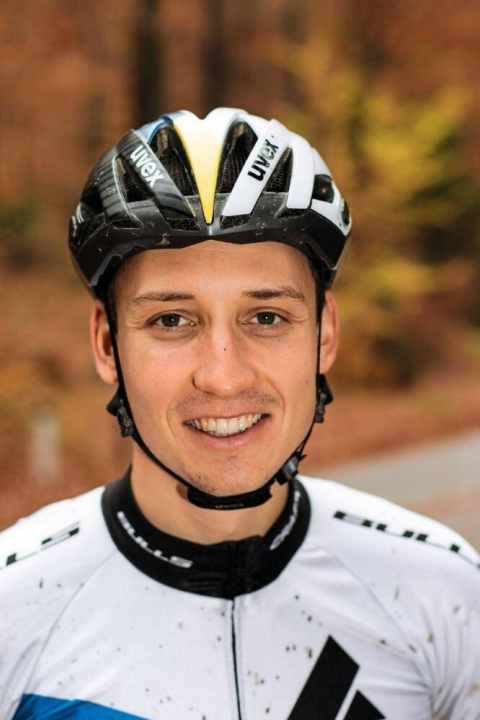   Profi-Tester Nr. 2: Simon Stiebjahn war Deutscher Meister im Marathon und im Eliminator Sprint. Zur Zeit bereitet sich der Bulls-Teamfahrer auf das Cape Epic vor.
