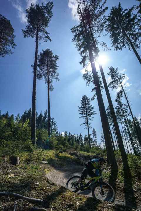   Great weather and flowing trails: The first day of racing whetted the appetite for more.