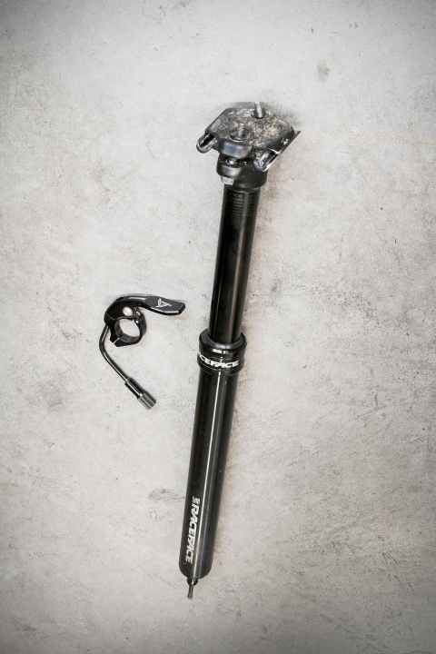   Many dropper posts struggle with saddle play at the post head after a long time. However, the Race Face Turbine Dropper did not show any weakness in our endurance test.