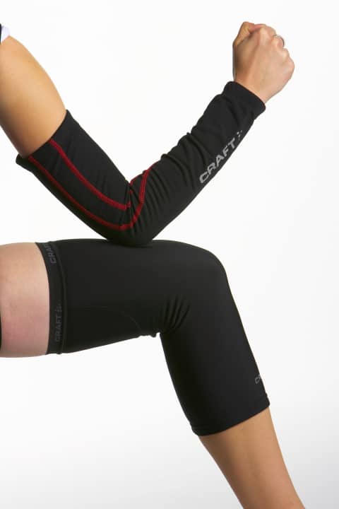   Armlinge und Beinlinge passen noch in den Rucksack.