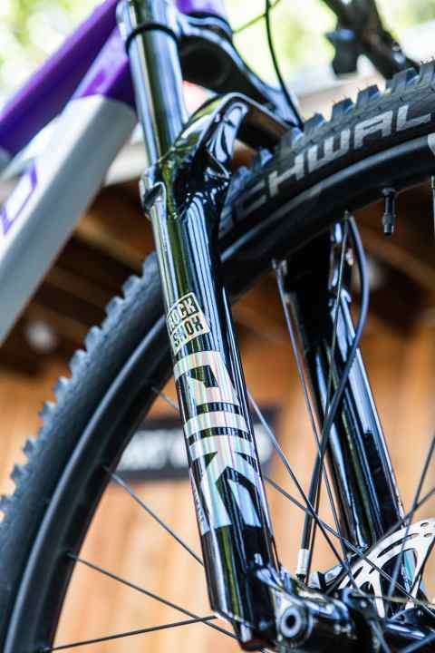   Norco combines the 125 millimetre rear triangle with a 140 mm Pike.