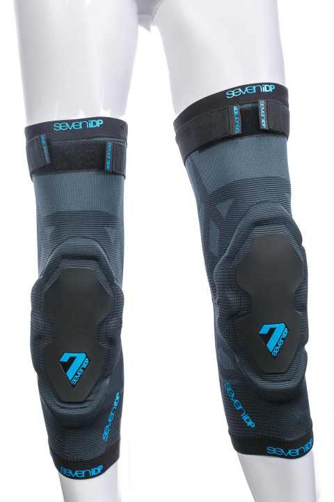 AWARD WINNER - Project Knee Pad Manufacturer: SeveniDP - Jury Statement: We like the comfortable feel of this knee pad. It not only protects the kneecap, but also the surrounding areas against abrasions.