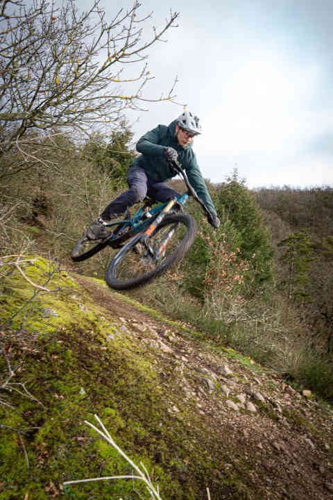  Wir konnten dem neuen Hugene in einigen Testrunden bereits ausgiebig auf den Zahn fühlen.