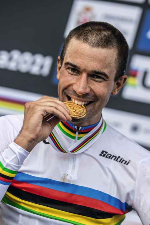   Golden boy: Andi Seewald won the world championship title in the marathon in his very first professional year.