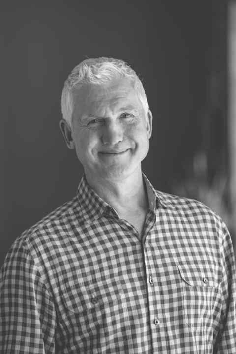   Murray Washburn, Global Product Marketing Cannondale: „Wir waren schon in den Neunzigern Vorreiter bei der Systemintegration. Das V4000 hat damals gezeigt, was möglich war, wenn auch nicht in Serie. Einige Bauteile prägen das Mountainbike bis heute. Erst kürzlich haben wir das Jekyll mit einem semi-integrierten Dämpfer ausgestattet. Für uns ist Systemintegration klar die Zukunft.“