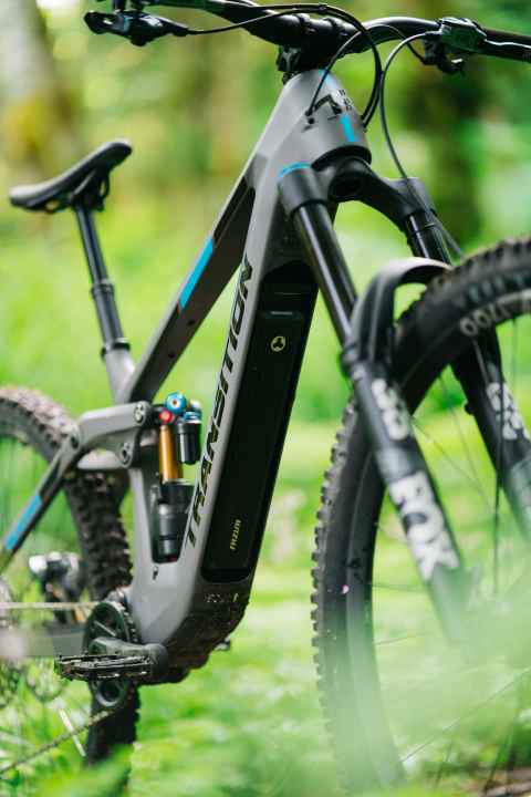 Without a battery, the Transition Relay should also cut a fine figure as a conventional bike. Will the concept also work beyond the bike park? | t?