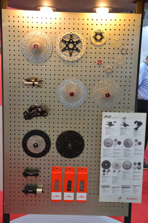 Sunrace MZ 12-speed groupset.