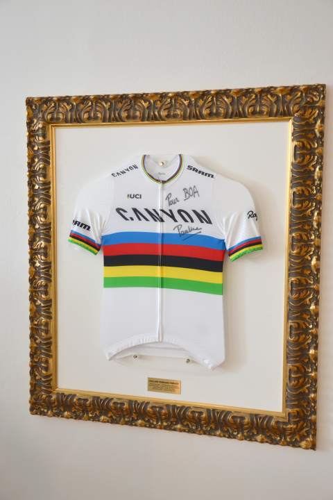 Best regards and many thanks - your Pauline (Ferrand-Prévot)