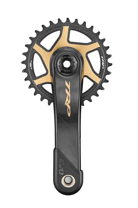 The crank arm is made of carbon - the chainring with alternating teeth of different thicknesses.