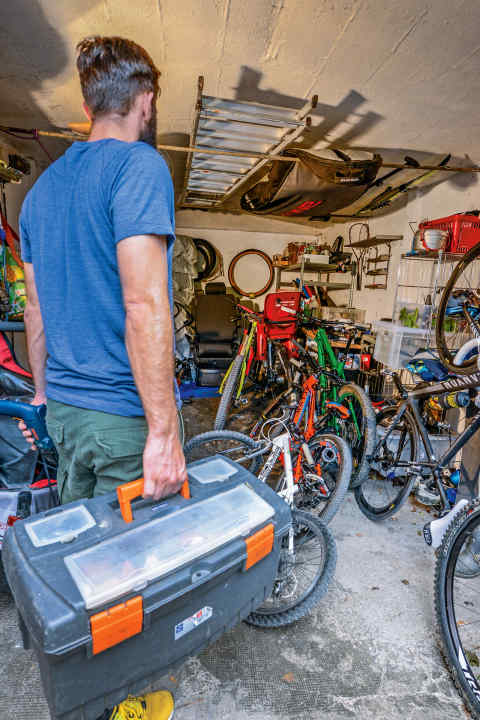 The "own bike workshop" project is great fun - but requires a little know-how.