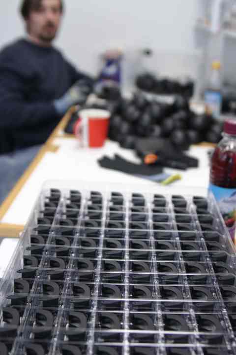 Nur die „ganz einfachen“ Gehäuse kommen aus Asien, der Rest aus Deutschland und Europa.