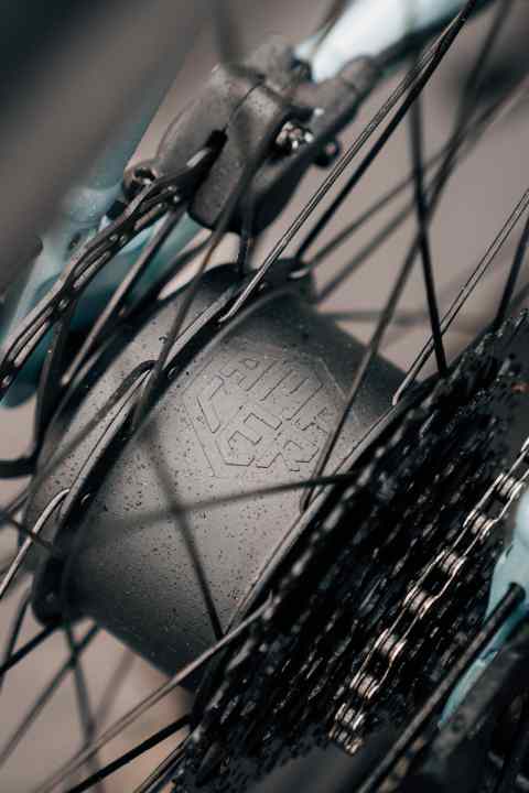 In den Einstiegsmodellen Ampler Nova arbeitet ein 9-Gang MicroShift- Antrieb.