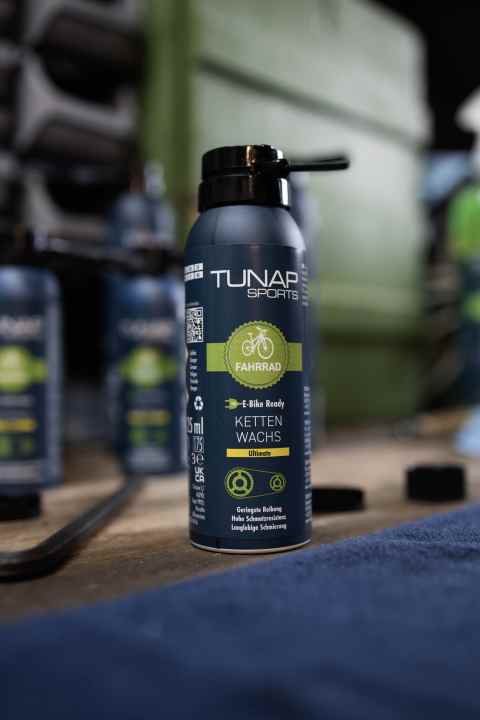 Tunap's new chain wax should be easy to apply and provide particularly long-lasting lubrication.