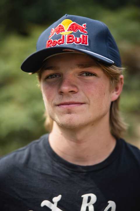 Downhill-Supertalent Asa Vermette.