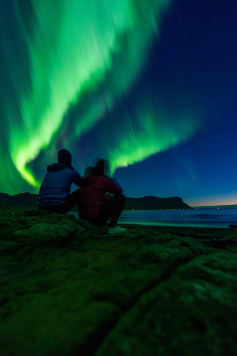 Und wir waren schon fast im Bett! Dann hätten wir die ersten Polarlichter des Jahres verpasst.