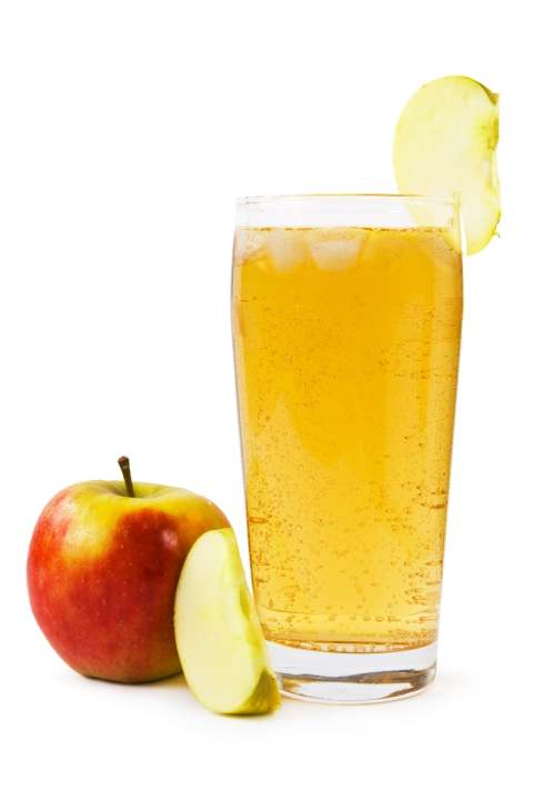 Drinking plenty of fluids is especially important when exercising on hot days. Fruit juice spritzers in a ratio of 1:2 are best, and if you like, you can add a little salt to balance the mineral content.