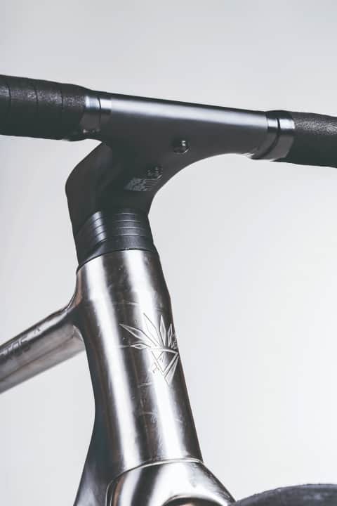 Pioneering: Falkenjagd integrates titanium frame parts from the 3D printer.