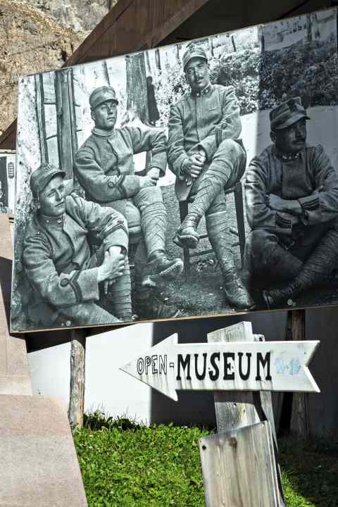 Une visite s'impose : le musée de la guerre au col Pordoi