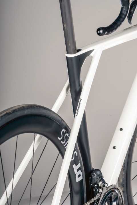 Cantilever: The eye-catching seat knot can't quite fulfil the promise of comfort.