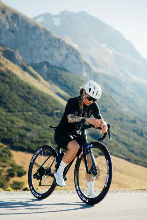 Designed for road, gravel and cyclocross use