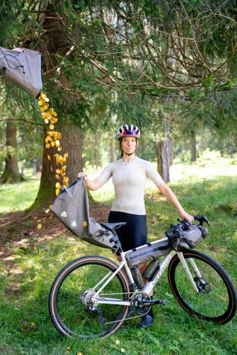 "Tout le monde n'a pas la condition physique, le temps ou même l'argent pour faire du vélo de manière excessive".