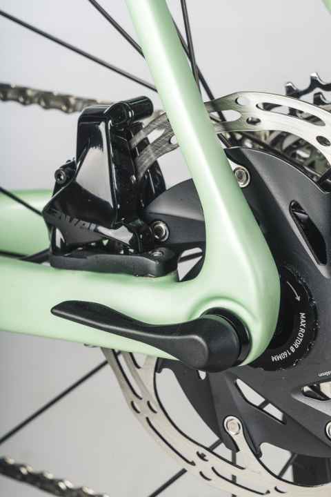 Practical: The matching hexagon socket is always on board for quick wheel removal.