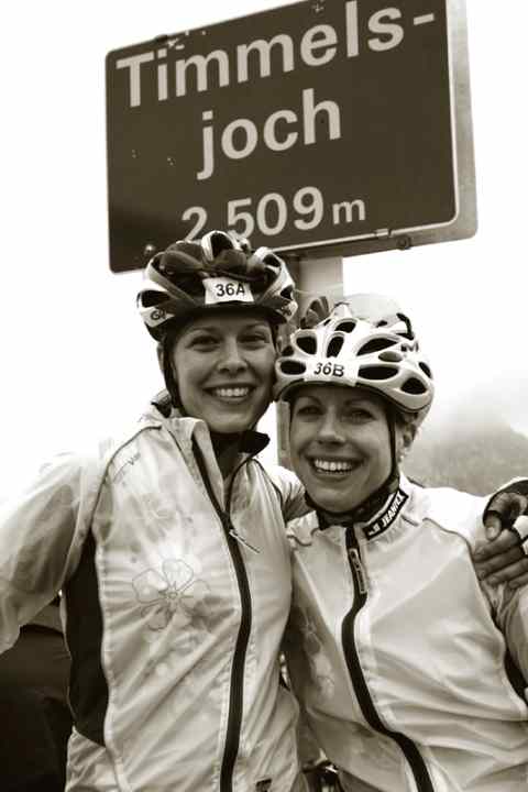   Carola Felchner (links) und Sandra Ay (rechts) 