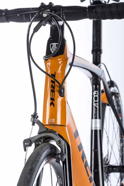   Durchdachte Zugführung beim Trek Domane 5.2