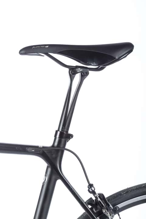   Die elegante VCLS-Parallelogramm-Federstütze arbeitet unauffällig, aber effektiv.