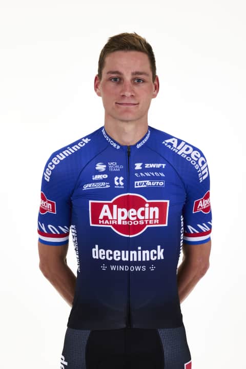 Mathieu van der Poel dans le maillot de l'équipe Alpecin-Deceuninck