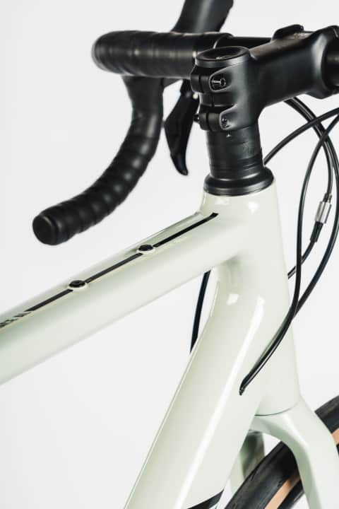 A small bag can be attached to the top tube for a puncture repair kit etc.