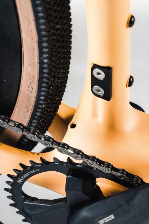 Mécanique, électrique, 11 à 24 vitesses - de la place pour tout : le Conway GRV 9.0 offre une bonne plateforme pour le tuning. Conseil : essayer aussi une taille plus grande pour ne pas être assis trop court.