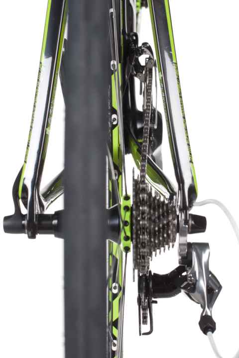   Weil die Kettenlinie nicht optimal ist, macht die SRAM-Kette mehr Geräusche als nötig.