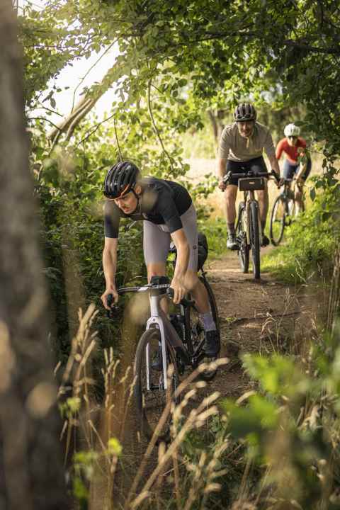 The geometry of the Focus Atlas has been designed to be particularly versatile and should be fun both on a relaxed tour through the terrain and in a sporty, ambitious approach.