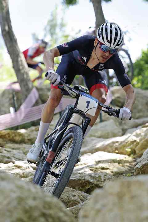 Tom Pidcock est devenu champion olympique de VTT à Paris