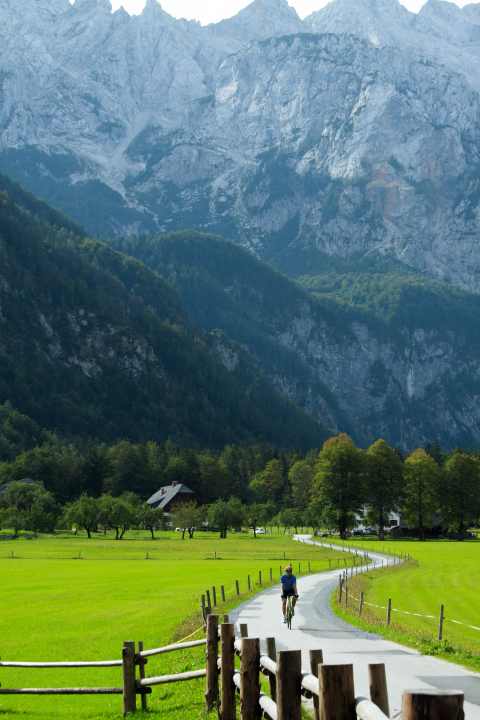 Nach Seeberg- und Paulitschsattel folgt auf Tour 1 ein Abstecher ins schöne Logarska-Tal
