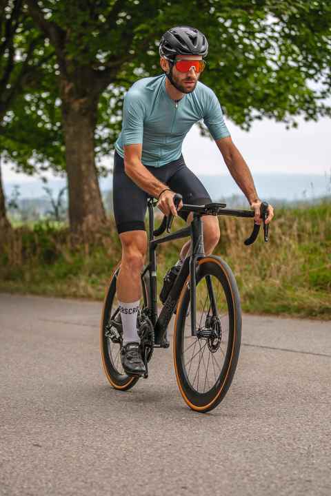 TOUR has already ridden the new Rose XLite and measured the XLite Six Dura-Ace Di2 model in the TOUR test lab.