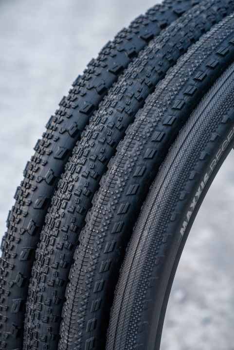 The gravel tyres from Maxxis Ravanger, Rambler, Reaver, Receptor (left to right)