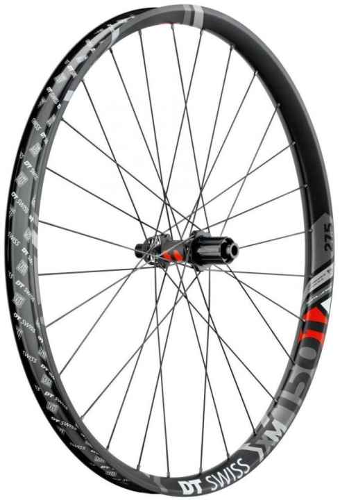   Die 40er-Felge bei den XM 1501-Laufrädern ist wie gemacht für breite Reifen von 2,4 bis 4,0 Zoll.