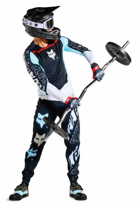 Schnell aussehen... wie Jackson Goldstone.