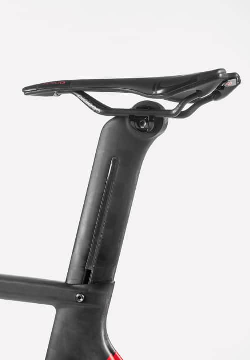   Schick aber selten: Spezielle Sattelstützen, wie sie besonders an Aerorennern oft verbaut werden, können im Defektfall eine längere Suche nach sich ziehen.