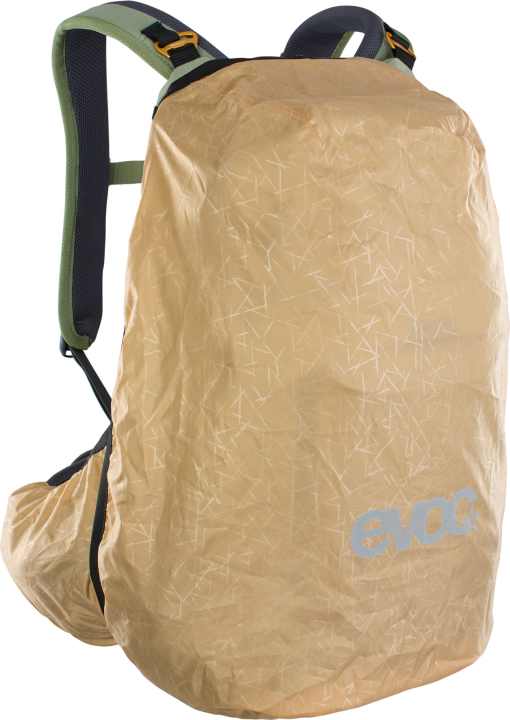 In the Trail Pro 16 and 26, the rain cover even extends over the hip pockets. The smallest version with a capacity of 10 litres has to make do without a rain cover.