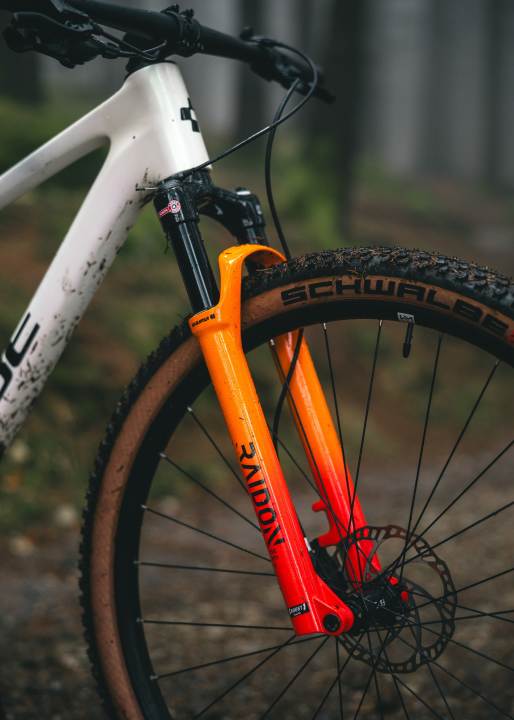 All that glitters is not gold: in the test, the children declared the SR Suntour fork's looks top, but its function flop.