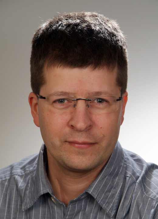   "Anodising is the most environmentally harmful method, powder coating is the most environmentally friendly!" Alex Rockenstein, frame coating specialist, answers our questions in an interview (see end of article)