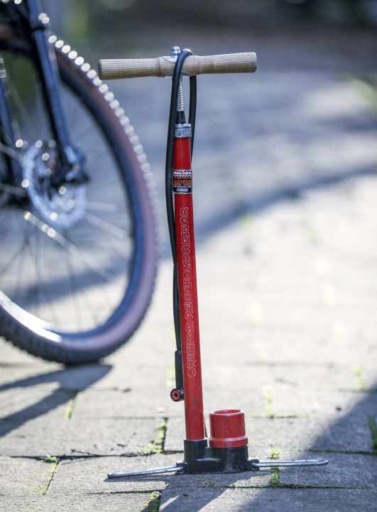 Floor pump: SKS Rennkompressor