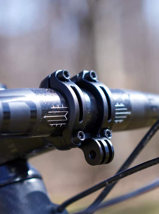   Die Klemmung hat ein Maß von 31,8 Millimetern.