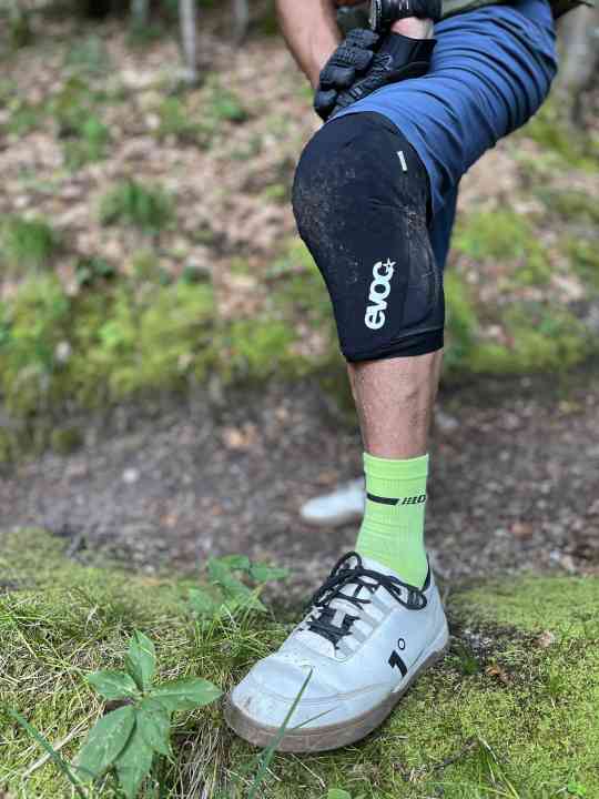 Gerade erst auf der Eurobike vorgestellt, konnten wir schon die neuen Schoner von Evoc in den Test nehmen